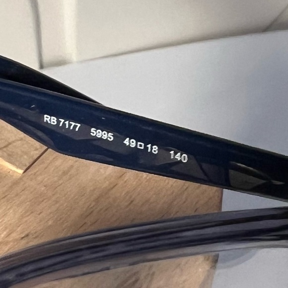 Ray Ban 7177 RX prescription glasses. - Picture 5 of 12
